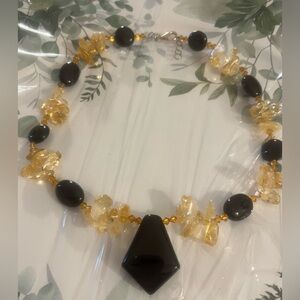 Elegant Black Onyx and Citrine Gemstone Necklace